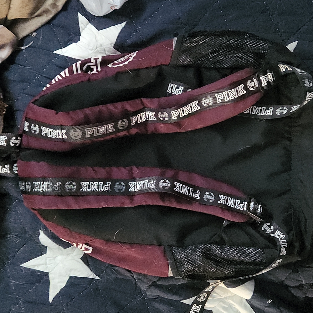 Pink vs backpack - Picture 2 of 2